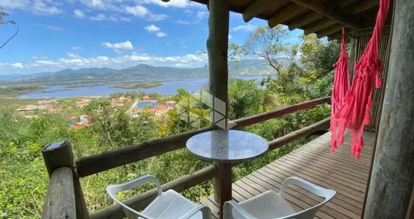 Pousada á venda na Ferrugem com vista espetacular, Garopaba/SC.