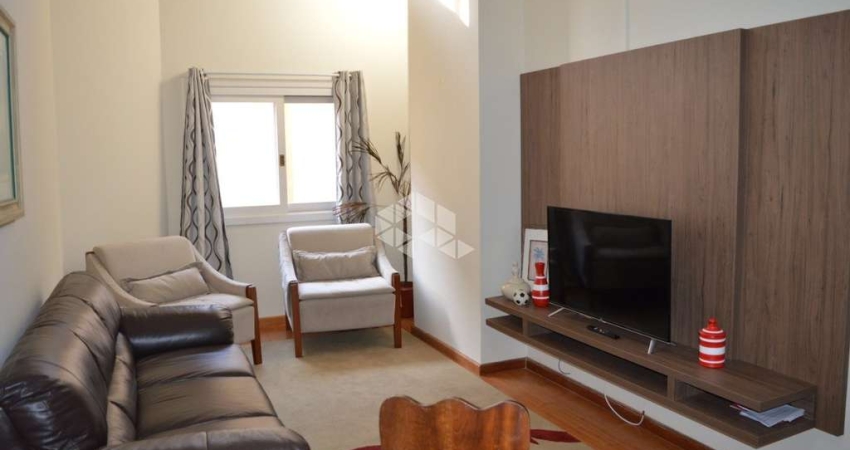 Apartamento 04 dormitórios, 128m² privativos, 1 vaga, na Praça das Rosas, coração de Gramado