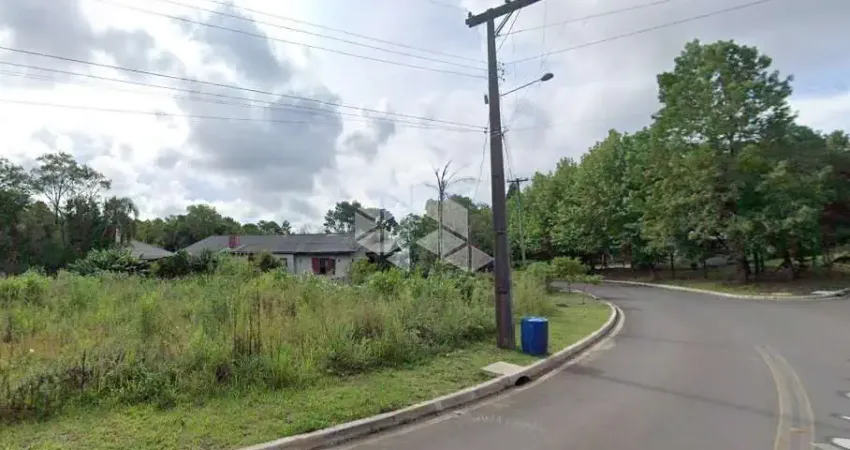 Terreno com 760m², plano, no Vale dos Pinheiros, Gramado, a 10km do Centro