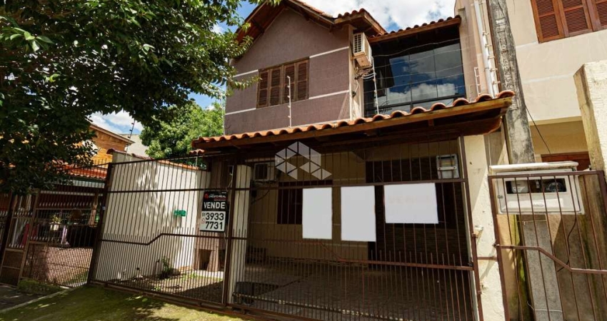 Sobrado 02 dormitórios para vender no bairro Barnabé em Gravataí.