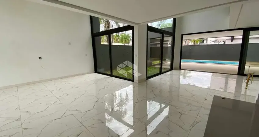 Casa em Condomínio à venda em Cachoeirinha