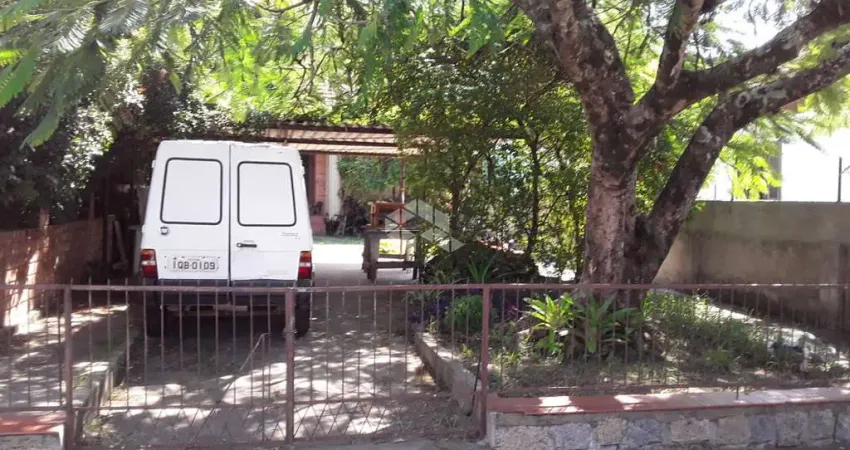 Terreno à venda no centro de Guaíba com 396m² para residencia ou comercial.