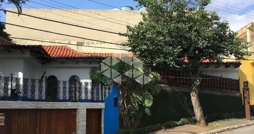 Casa com 3 quartos à venda na Januário da Costa, 193, Jardim Santa Terezinha, São Paulo