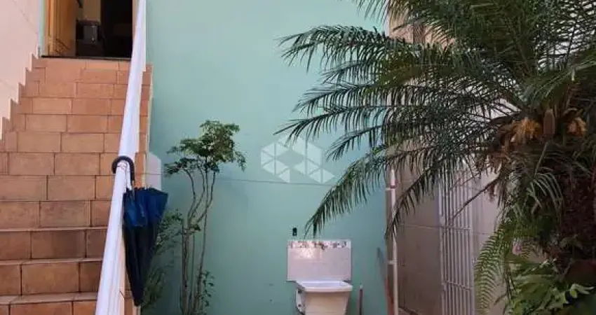 SOBRADO DE (200M²) PRÓXIMO AO METRÔ - 3 QUARTOS - 3 VAGAS DE GARAGEM -  ESCRITÓRIO