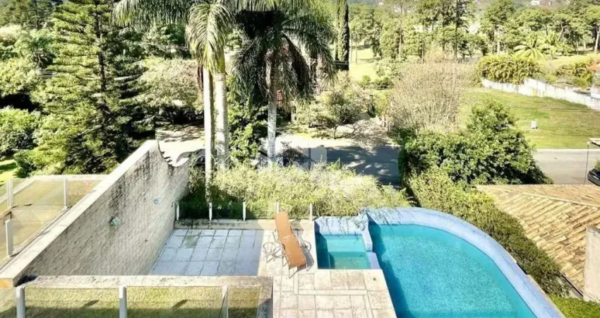 Casa em condominio 5 suítes, elevador panorâmico, vista campo golf