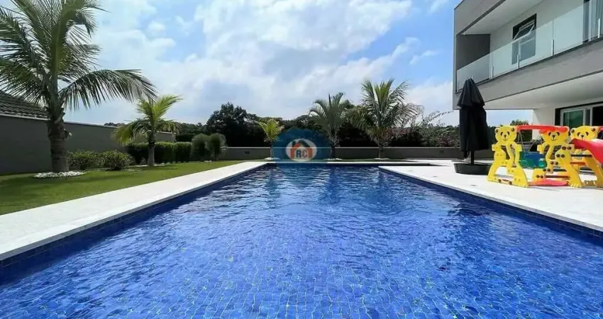 Casa alto padrão com 4 suítes, piscina e vista panorâmica - acabamento premium e total privacidade