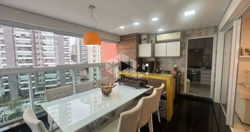 Apartamento a venda com 3 quartos, 1 suíte, 3 vagas e varanda gourmet.