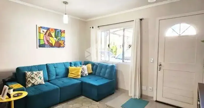 Sobrado em condomínio 78,94m² 03 dormitórios, 02 vagas no Bairro Marechal Rondon em Canoas
