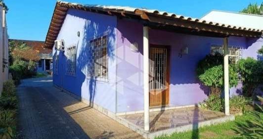 Casa 140m² 02 dormitórios, 05 vagas no Bairro Nossa Senhora das Graças em Canoas