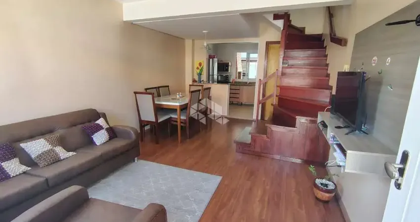 Casa em condomínio fechado 71m² 02 dormitórios 02 vagas no bairro rio branco, em canoas