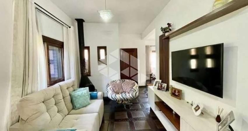 Casa Sobrado de 3 dormitórios, 2 suítes bairro Novo Esteio, em Esteio/RS