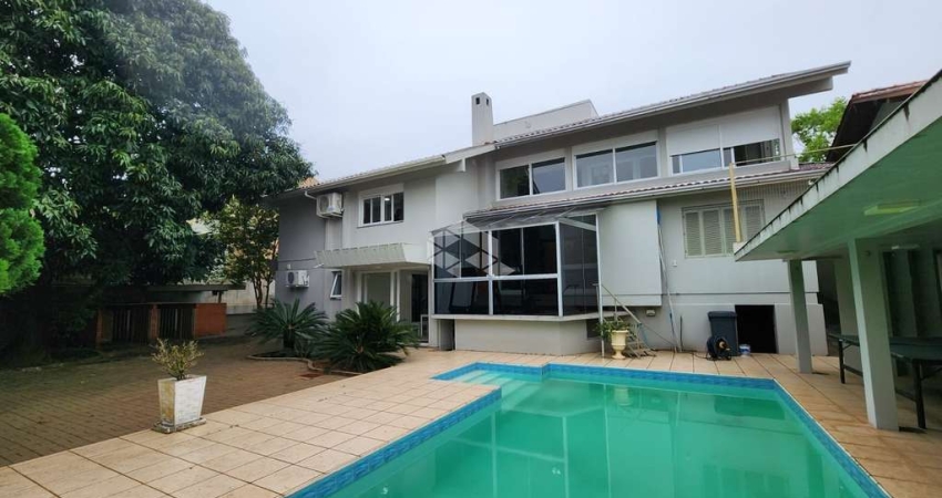 CASA COMERCIAL EM ÓTIMA LOCALIZAÇÃO COM INFRAESTRUTURA COMPLETA PARA SEU NEGÓCIO! ESTUDA PERMUTAS!!