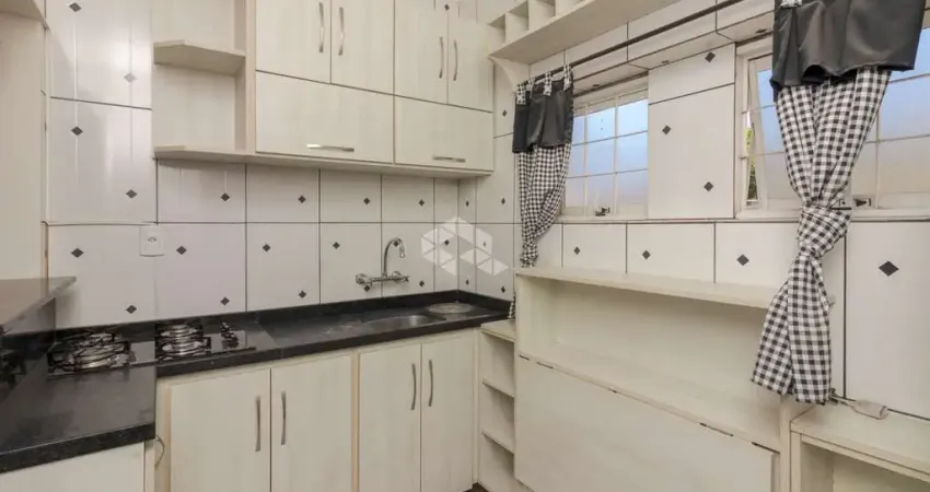 Apartamento de 2 quartos com pátio privativo no Jardim Sabará próximo da Av. do Forte