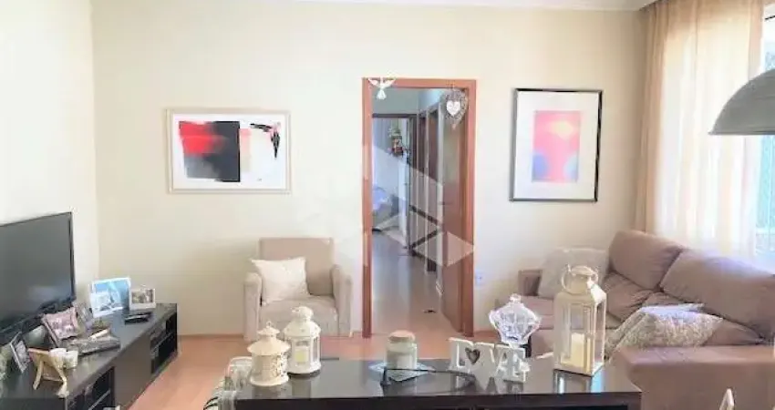 Apartamento 3 quartos no bairro Rio Branco próximo ao Zaffari da Cabral e Colégio Americano