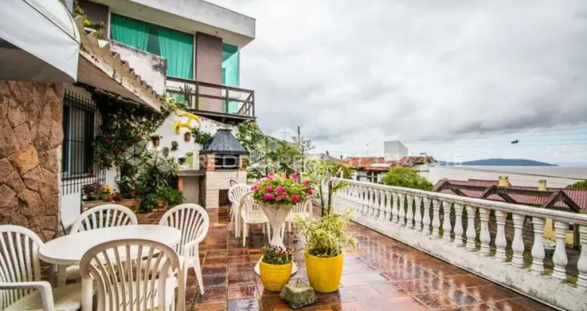 Casa com 3 quartos à venda na Rua Coronel Gomes de Carvalho, 119, Tristeza, Porto Alegre