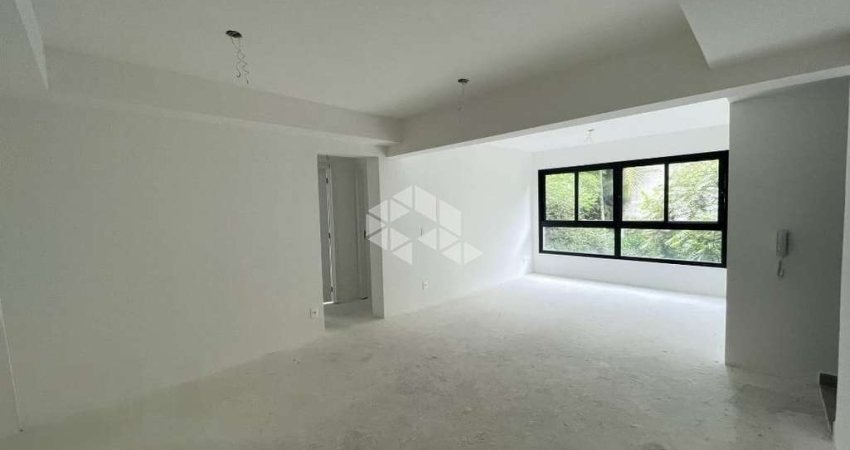 Apartamento à Venda, 3 suítes, 2 vagas, Rua Miguel Couto, Menino Deus.