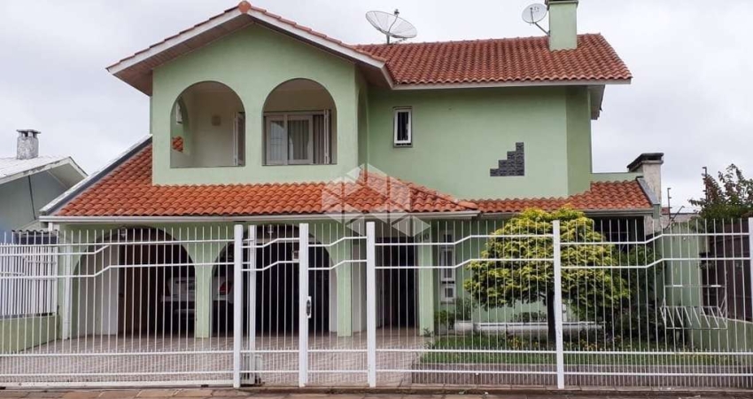 Excelente casa de dois pavimentos alto padrão em Vacaria