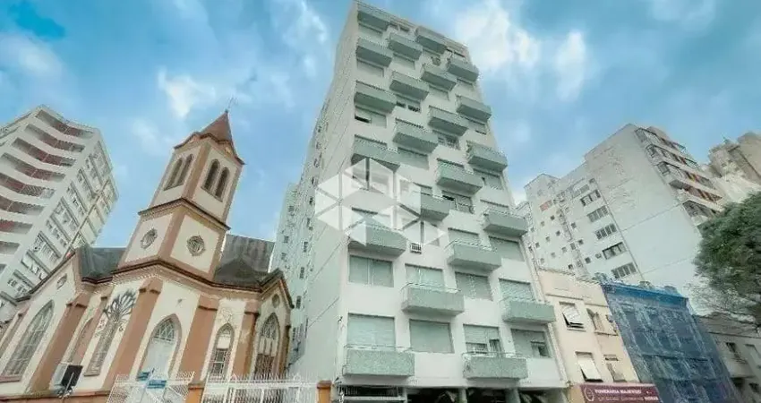 Apartamento à venda com sacada e 2 quartos Praça Conde de Porto Alegre
