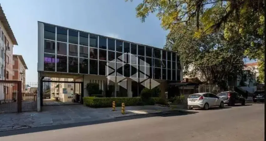 Apartamento com 86m² privativos, 2 quartos, 1 vaga coberta e escriturada, à venda no Bairro São João, Porto Alegre/RS