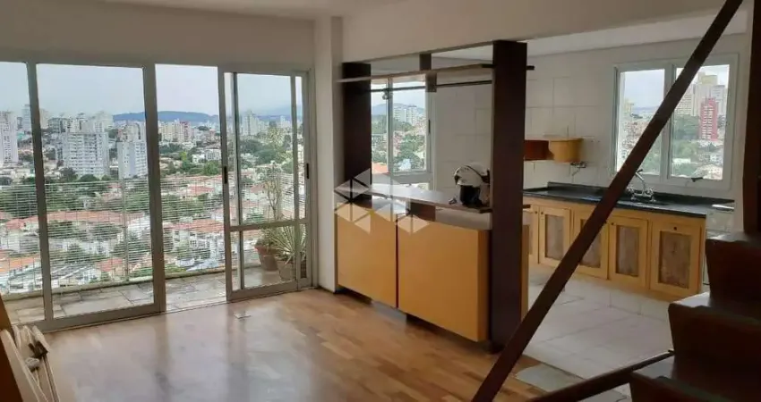 Apartamento Triplex de128m²  a Venda na Vila Madalena com duas  suítes