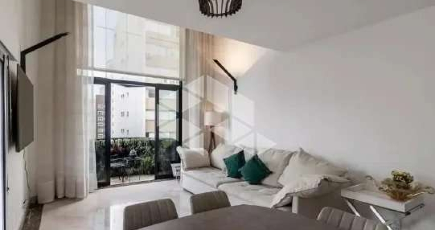 Apartamento duplex em Itaim de 75m² com suíte e vaga de garagem rotativa