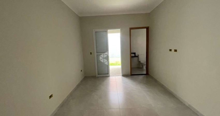 Linda casa térrea a venda com 3 dormitórios sendo 1 suíte em Atibaia