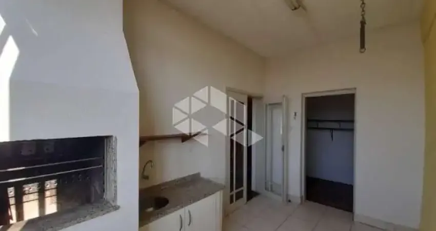 Apartamento de 2 Domitorios no Bairro São João, em Porto Alegre