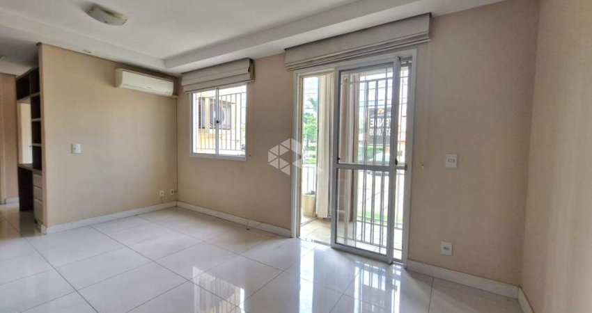 Apartamento 3 dormitórios, suíte, 2 banheiros, sacada 1 vaga de garagem no bairro Humaitá, em Porto Alegre.