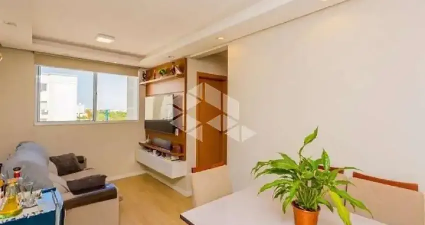 Apartamento de 2 Dormitórios e 1 Vaga de Garagem  no Bairro Humaitá, em Porto Alegre
