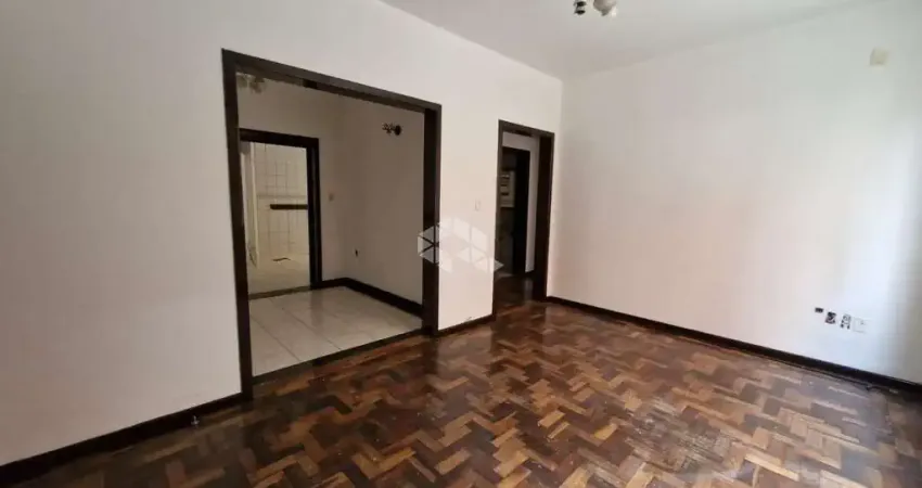 Apartamento Térreo de 2 Dormitórios no Bairro Navegantes