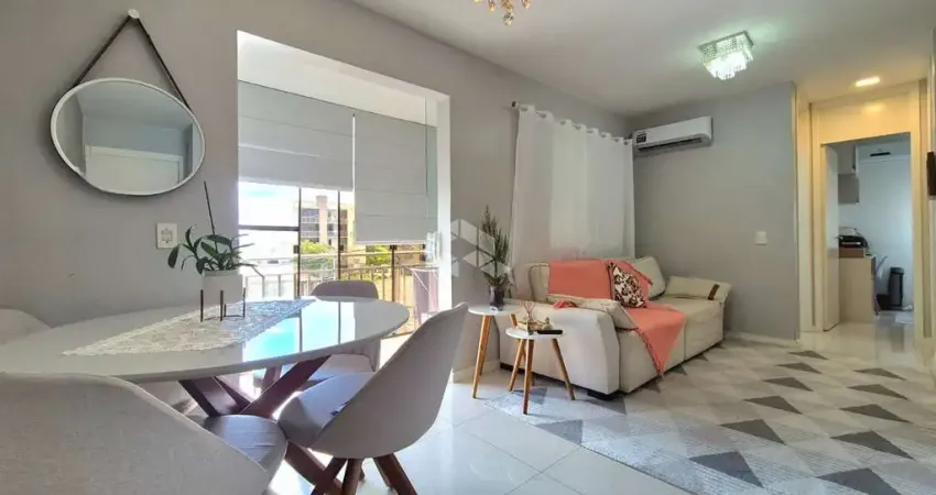 Apartamento 2 dormitórios, sacada c/ churrasqueira, 1 vaga de garagem,  infra completa incluindo piscina, no bairro Humaitá, em Porto Alegre.