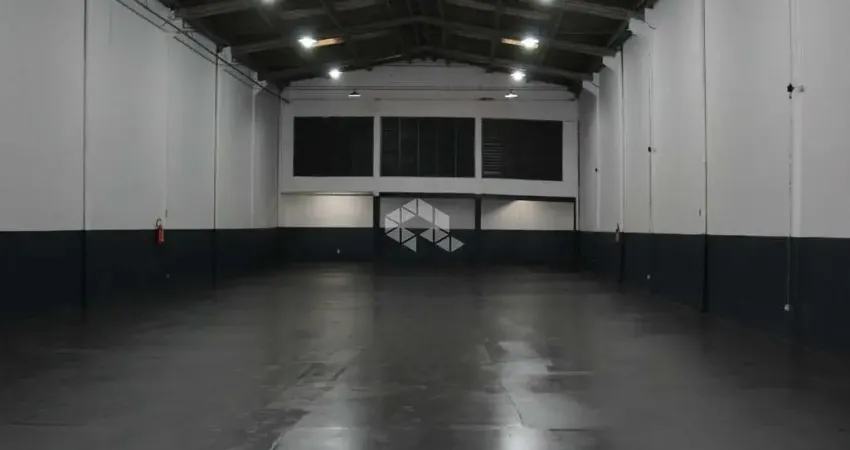 Pavilhão de 835m² totais à venda no bairro Humaitá