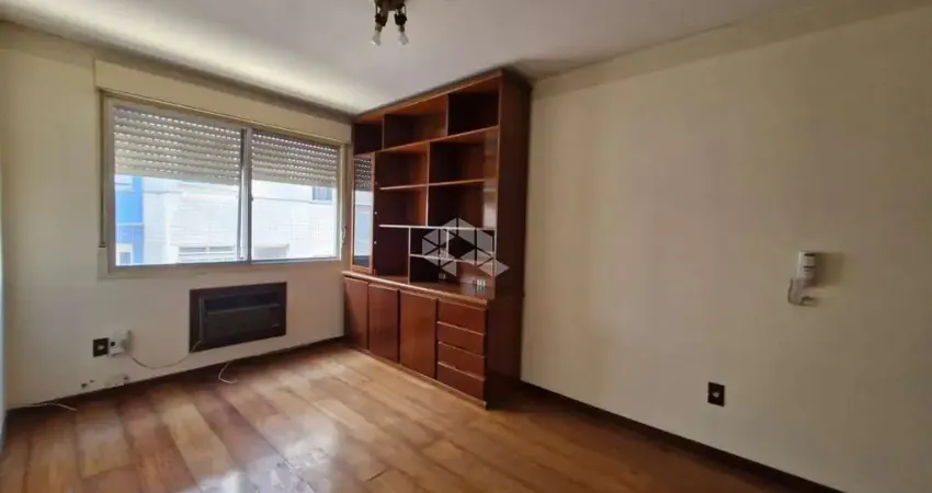 Apartamento 2 dormitórios, semimobiliado, 1 vaga de garagem no bairro Cristo Redentor, em Porto Alegre.