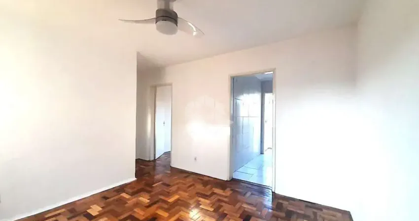 Apartamento 1 dormitório, reformado, infraestrutura completa de condomínio com churrasqueira,  no bairro Humaitá, em Porto Alegre.