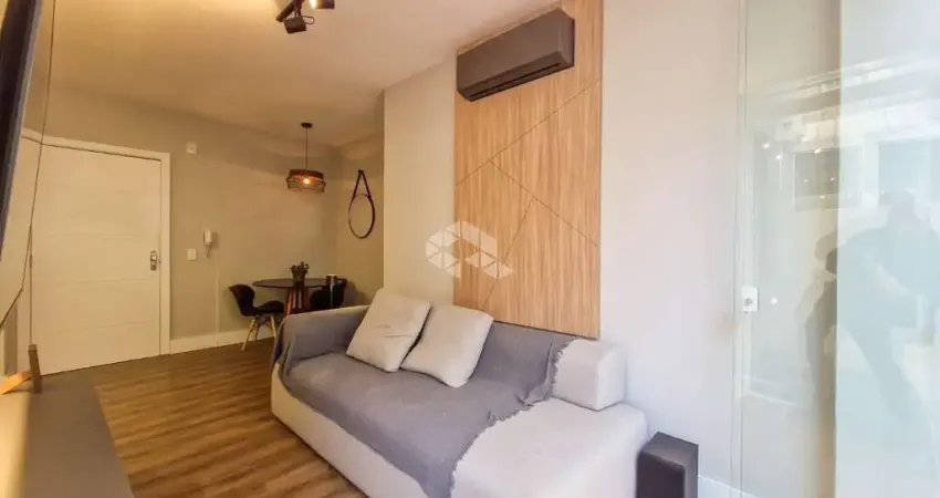 Apartamento com 2 dormitórios, sendo 1 suíte totalmente mobiliado no bairro humaitá em porto alegre