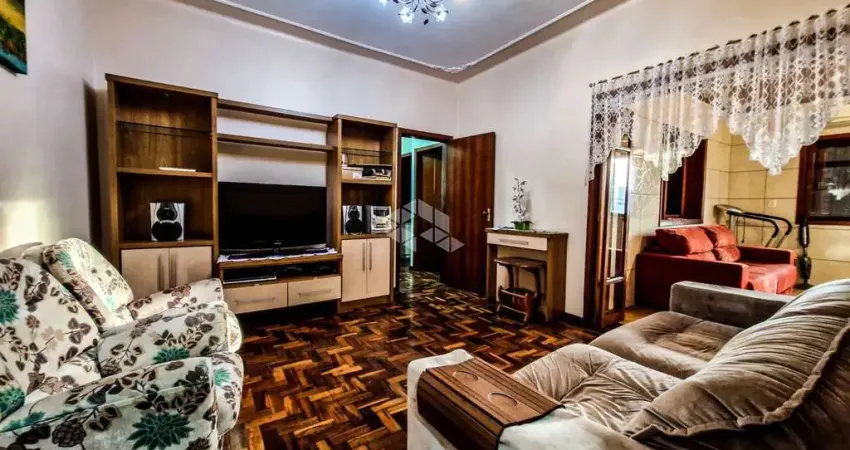 Apartamento de 3 dormitórios, no bairro Navegantes, em Porto Alegre.