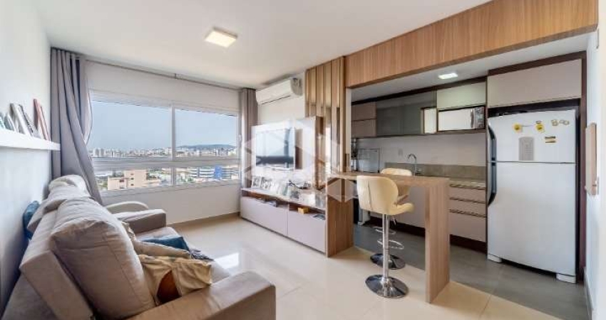 Apartamento de 3 dormitórios com suíte e 2 vagas de garagem no bairro São João em Porto Alegre