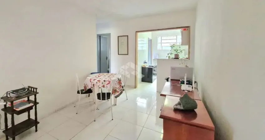 Apartamento 2 dormitórios  no bairro humaitá, em porto alegre.