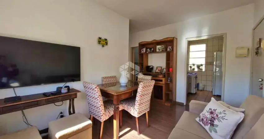 Apartamento de 2 dormitórios e 1 vaga de garagem, no bairro Passo da Areia, em Porto Alegre.