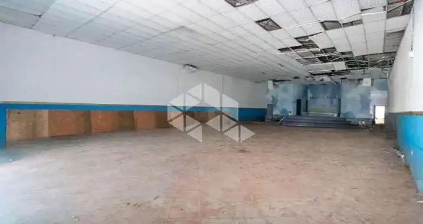 Depósito com terreno lateral no bairro floresta em porto alegre.