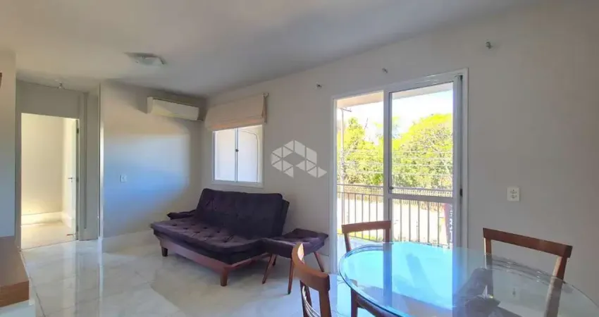 Apartamento de 2 dormitórios, no bairro humaitá, em porto alegre.