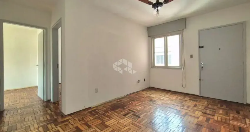 Apartamento de 2 dormitórios, no bairro humaitá, em porto alegre.