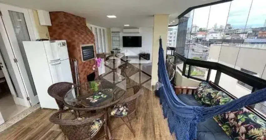 Apartamento cobertura 03 quartos - 01 suíte - bairro estreito - florianópolis