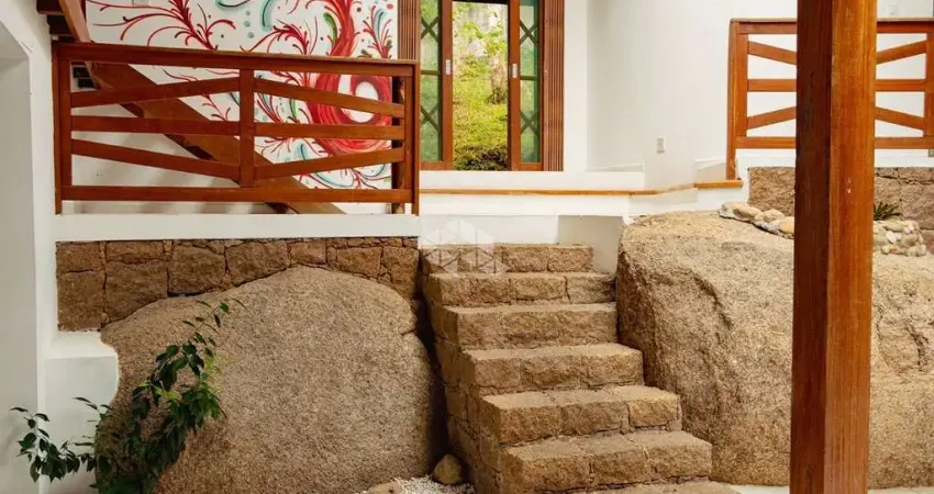 Casa 5 quartos/4 suítes no bairro rio tavares - florianópolis/sc