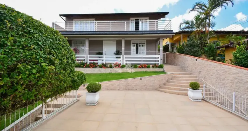 Casa sobrado vista mar com piscina, espaço gourmet, churrasqueira, 3 dormitórios centro são josé - sc .