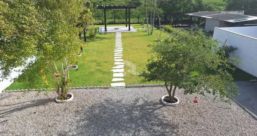 Casa à venda em passagem do maciambu - praia do sonho, palhoça/sc com 2 quartos e vista panorâmica