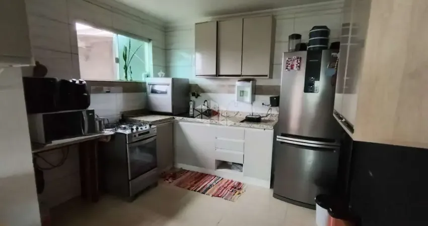 Casa à venda com 2 dormitórios no rio vermelho - florianópolis/sc