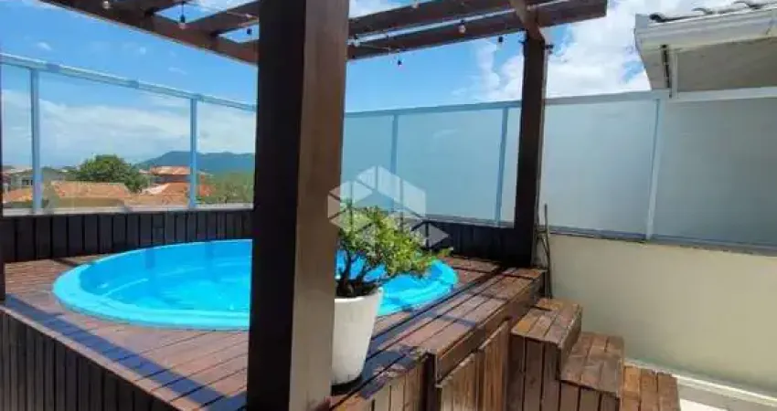 Apartamento com piscina 1 quarto no pântano do sul em florianópolis/sc
