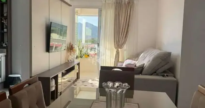 Excelente oportunidade! Apartamento todo mobiliado, com 74 m² de área privativa, oferecendo conforto, praticidade e ótima valorização.