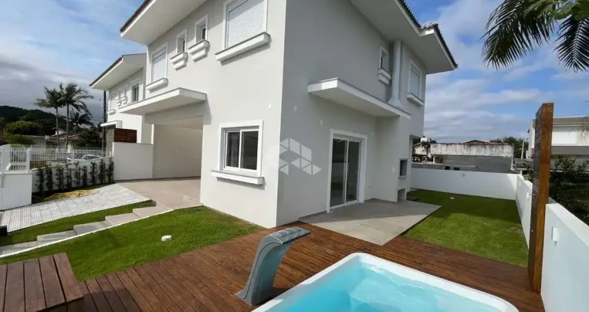 Casa 3 dormitórios sendo 3 suítes na daniela - florianópolis/sc